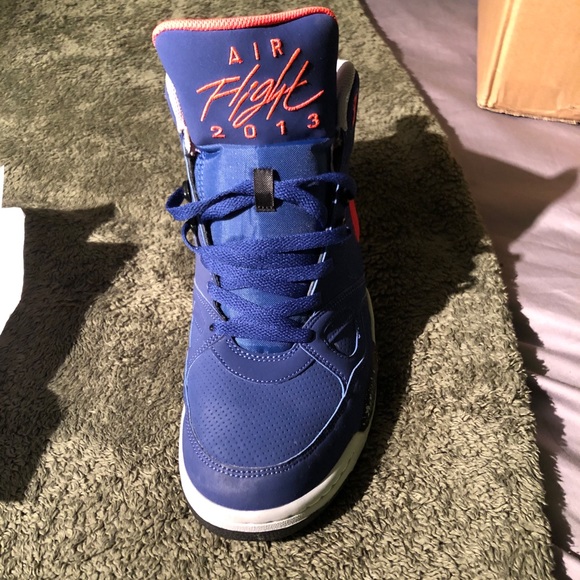 Nike flights - Picture 1 of 2
